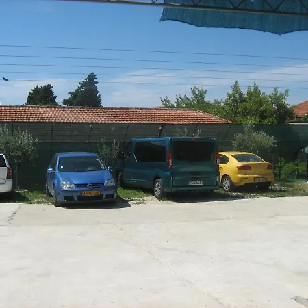 13681b Апартаменты Градац