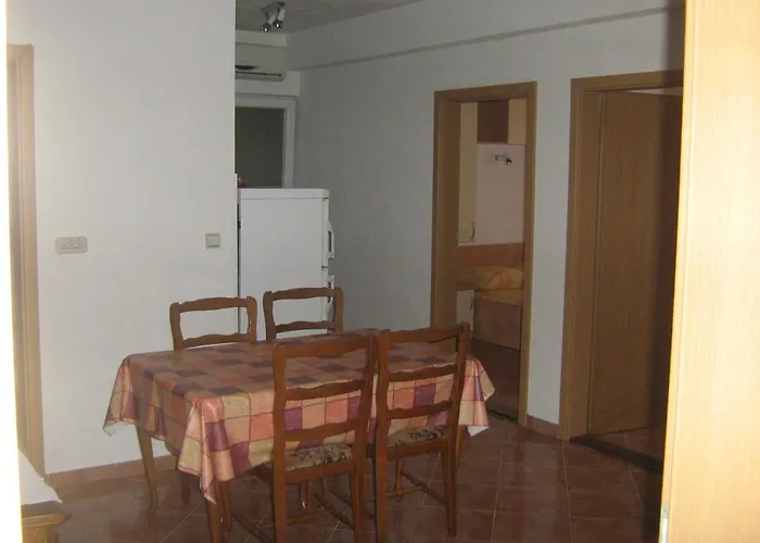 13681b * גראדאץ